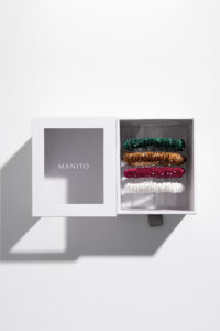 Display of MANITO 4 Pack Twinkle Silk Scrunchie Gift box in color B.
