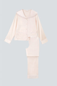 Front view of the MANITO Effie Pink Women's Pajama Set, a white lace pajama set designed for elegance and comfort.