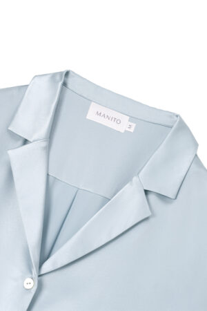 MANITO Jolly Women's Silk Pajamas Set collar detail showcasing soft lapel and lustrous washable silk.