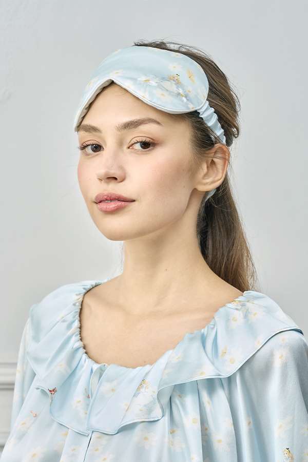 alice collection daisy eye mask