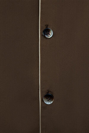 MANITO Neat Men's Lounge Set with contrast piping and shell buttons.