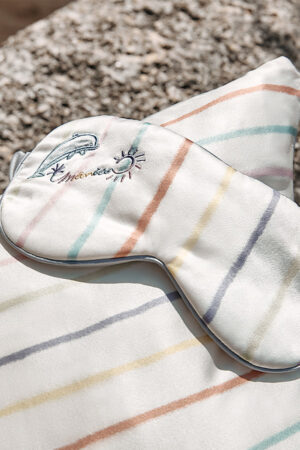 MANITO Ocean Stripe Sleeping Beauty Gift Box, featuring luxurious silk material and cheerful stripe prints for ultimate comfort.