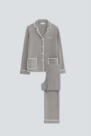 Shell Women's Cashmere Grey Lounge Set includes a long-sleeved top and matching trousers.